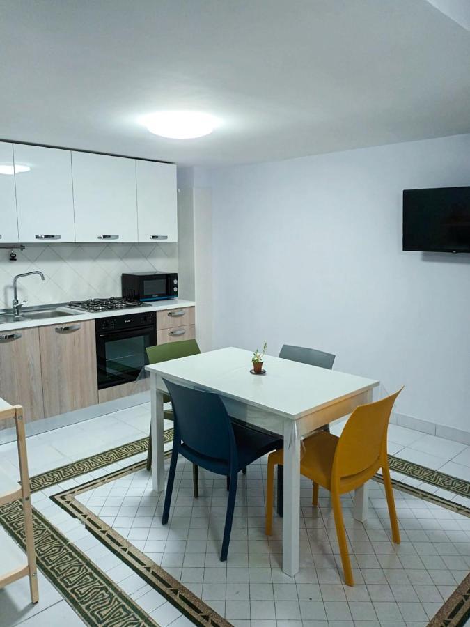 Liz House Toledo Apartment Наполи Екстериор снимка