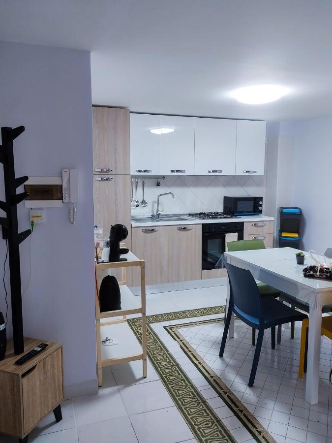Liz House Toledo Apartment Наполи Екстериор снимка
